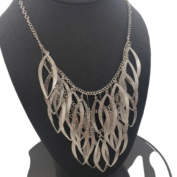 Triple Layered Brushed Silver Tone Feather Bib Necklace - Picture 11 of 13